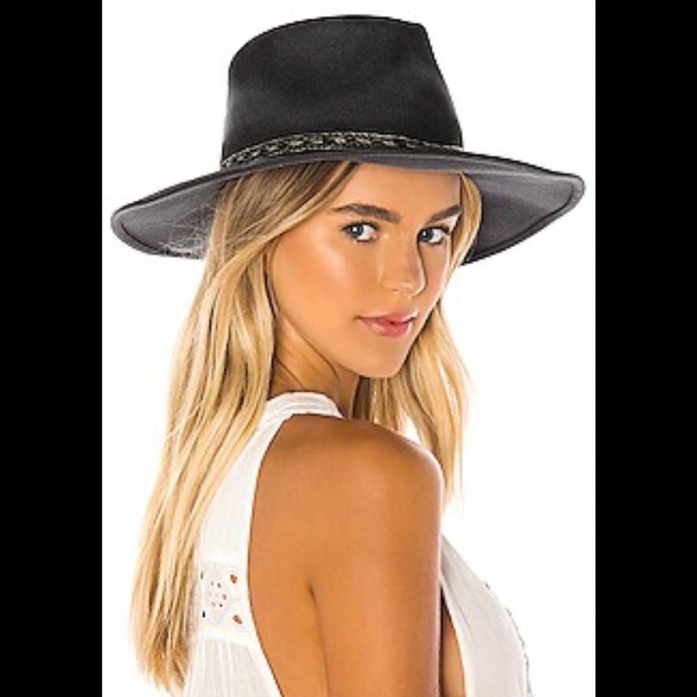 Ale by Alessandra wool hat